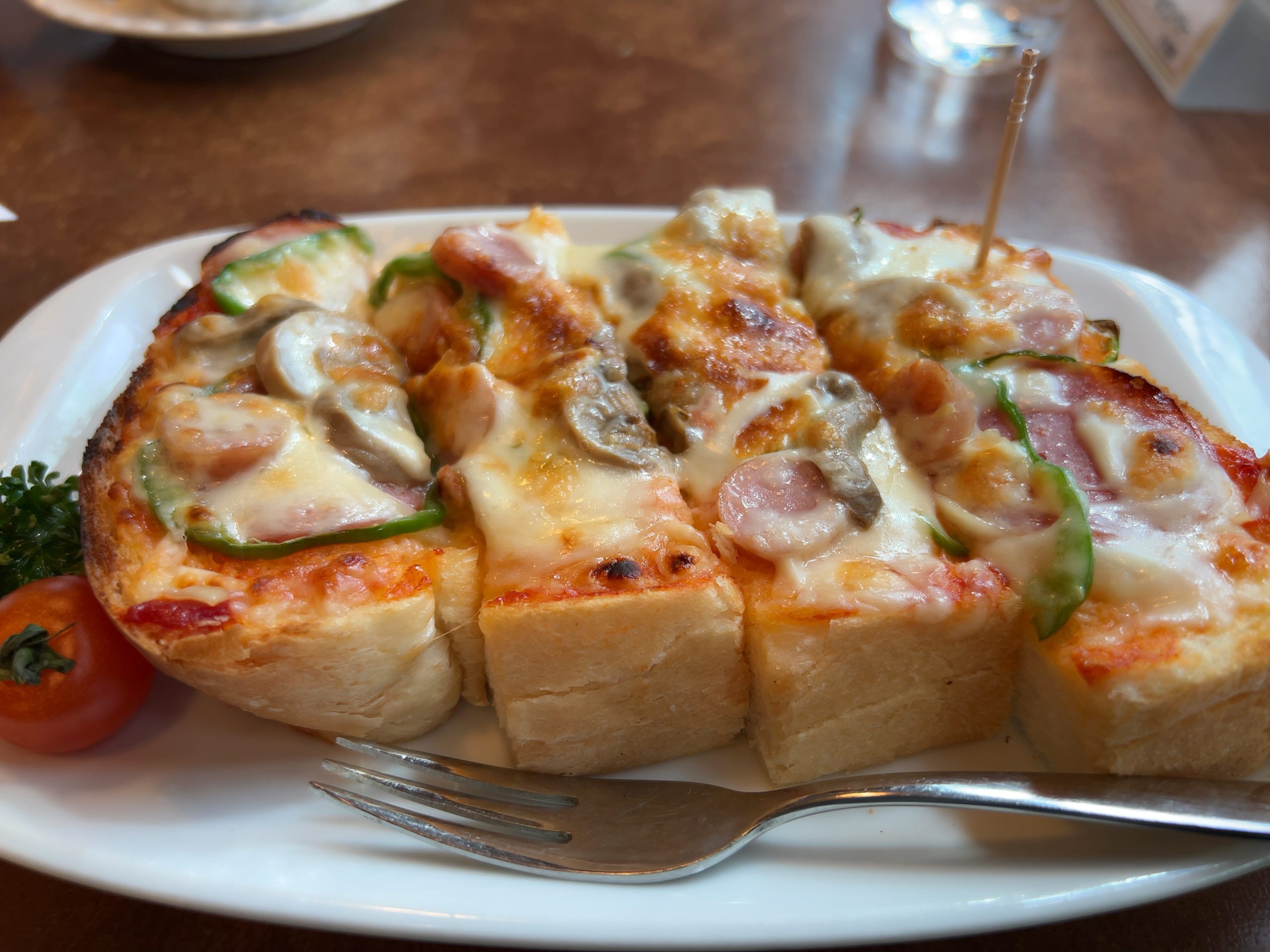 喫茶室ルノアールで注文したピザトーストの写真